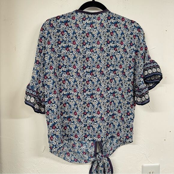 Max Studio Ditsy Floral Blue & Pink Flared Sleeve Tie Front Blouse S - Picture 9 of 9
